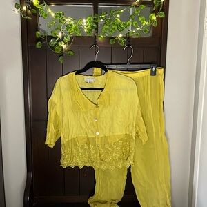 Johnny Was Mustard color 2 pcs set